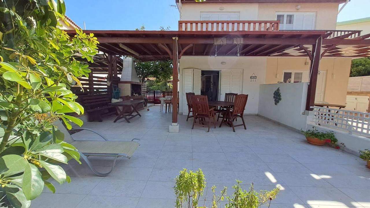 Relaxing Seaside Manors Apartment Ларнака Екстериор снимка