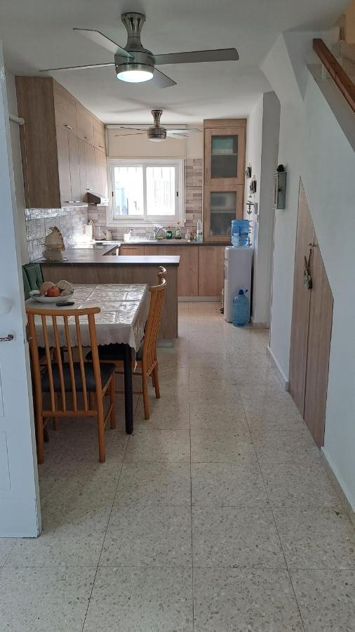 Relaxing Seaside Manors Apartment Ларнака Екстериор снимка